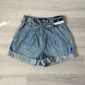Hollister Ultra High-Rise Curvy Mom Short 3" Blue Sz 25